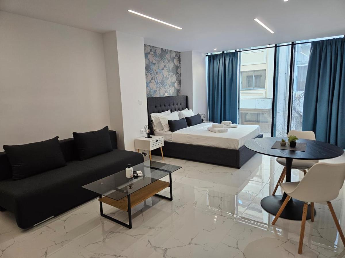 Nikis 20 Suites เอเธนส์ ภายนอก รูปภาพ