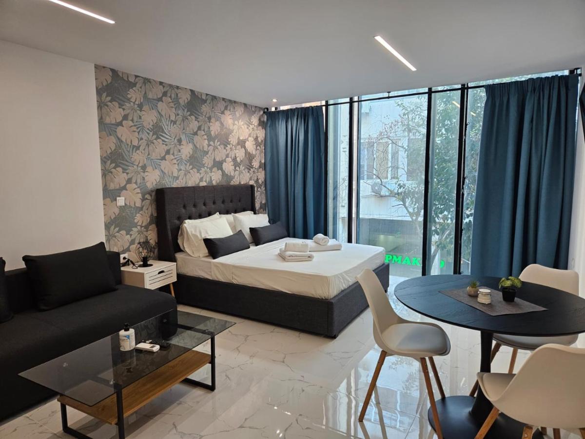 Nikis 20 Suites เอเธนส์ ภายนอก รูปภาพ